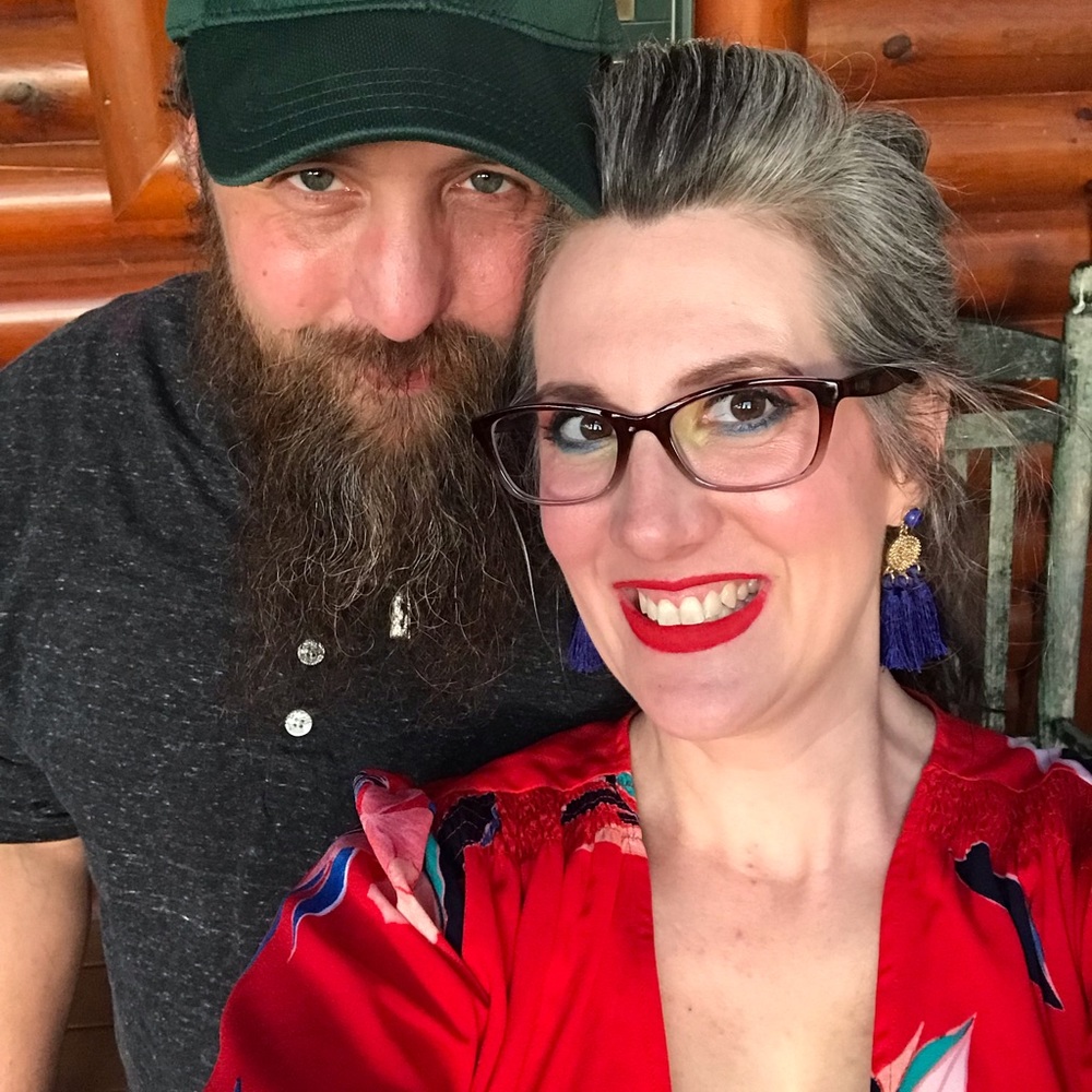 Welcome to this foxy closet💗🦊👑